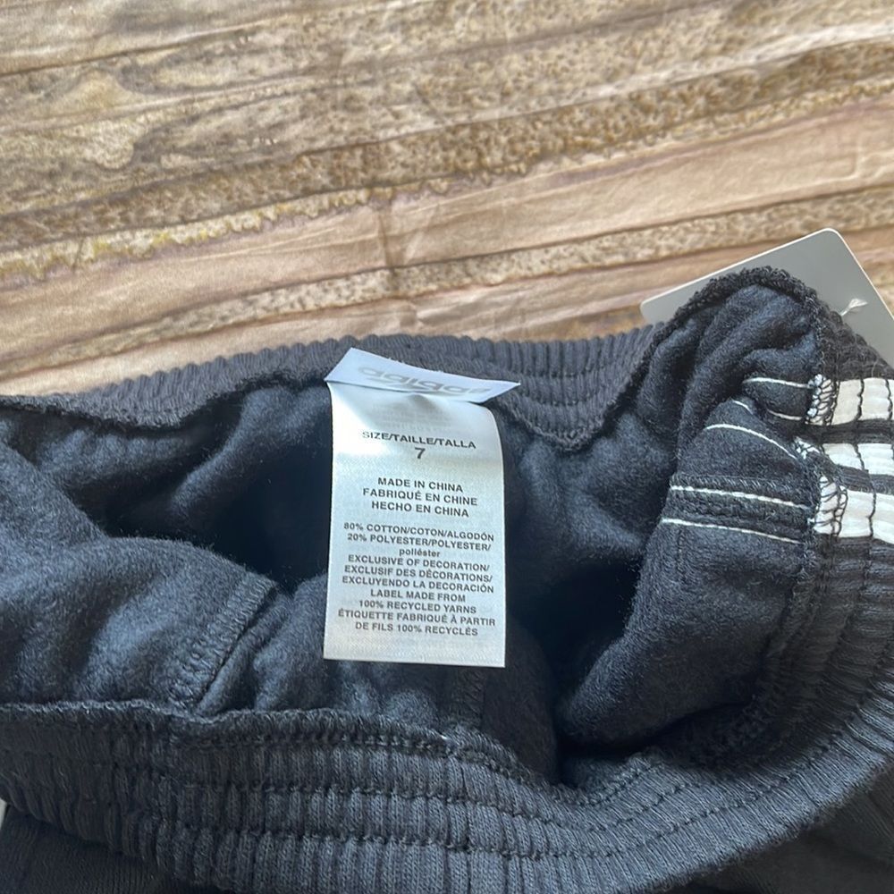 Adidas Little Boys Zip Front Essential Fleece Hoodie and Jogger - Picture 15 of 16